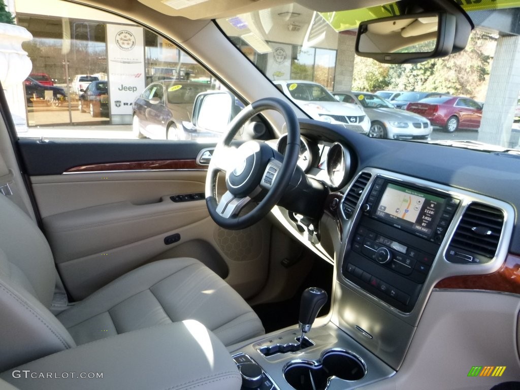2013 Grand Cherokee Limited 4x4 - True Blue Pearl / Black/Light Frost Beige photo #7