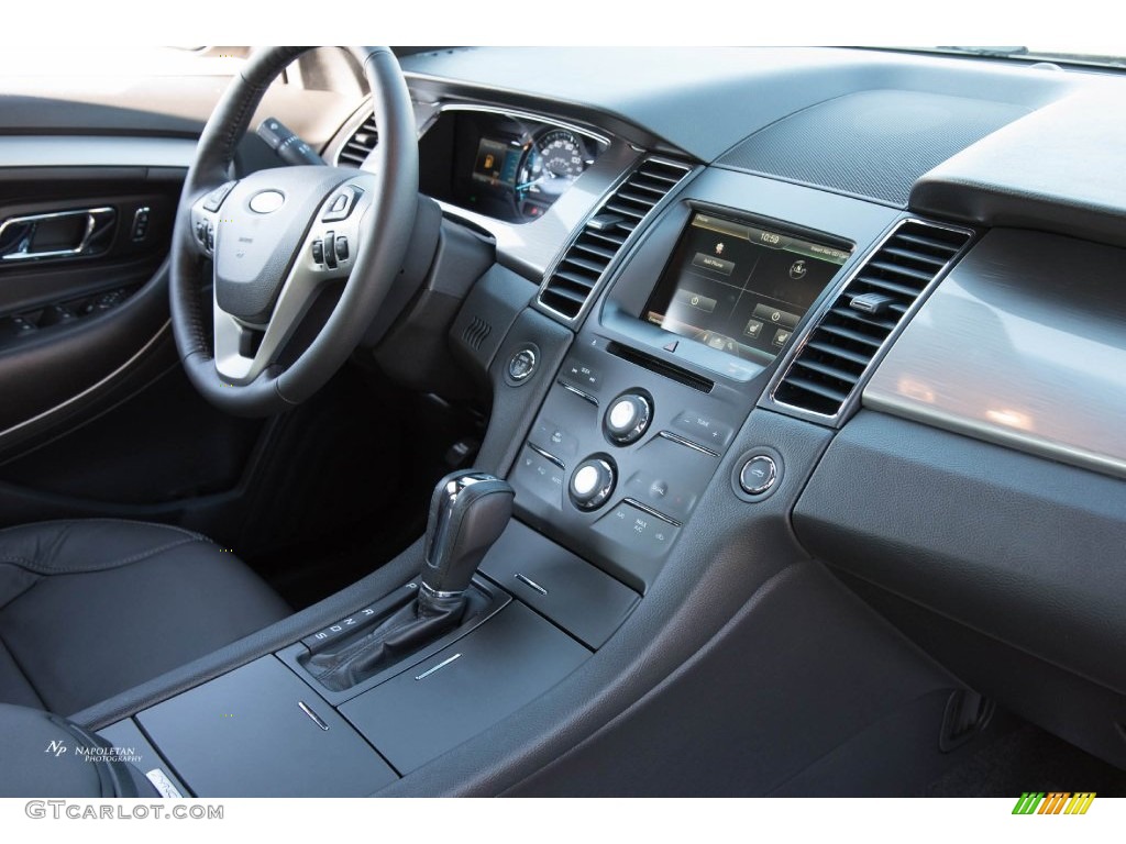 2015 Taurus SEL - Tuxedo Black Metallic / Charcoal Black photo #9