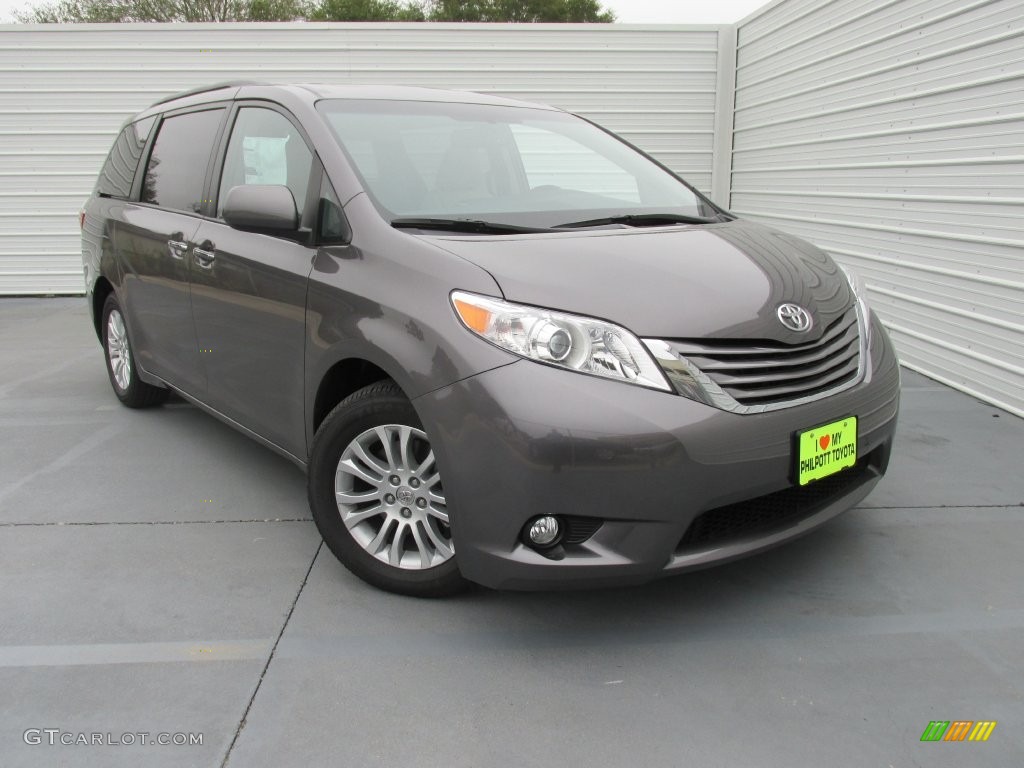 2015 Sienna XLE - Predawn Gray Mica / Ash photo #2