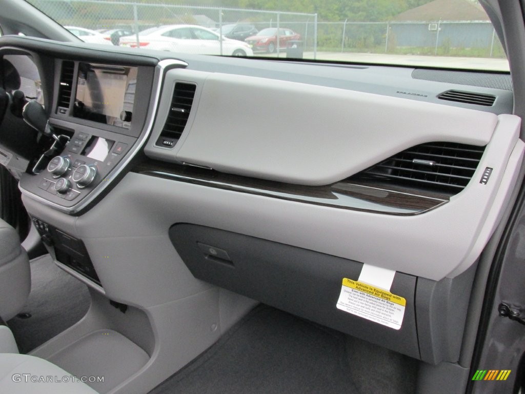 2015 Sienna XLE - Predawn Gray Mica / Ash photo #16