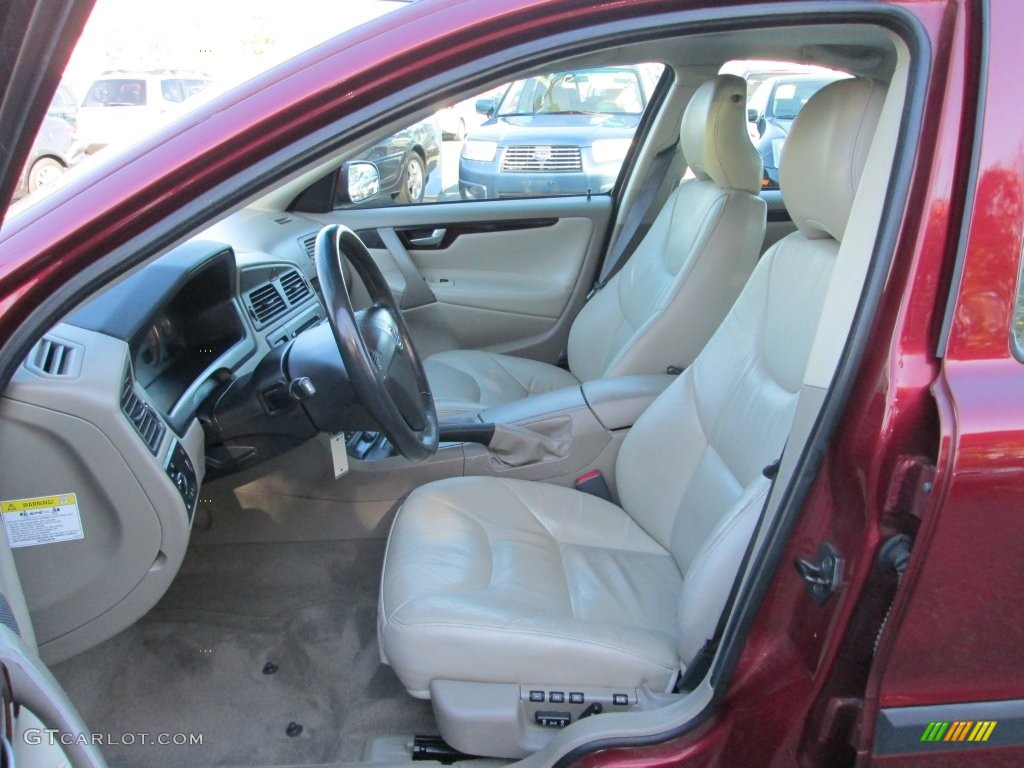2004 S60 2.5T - Ruby Red Metallic / Taupe/Light Taupe photo #12