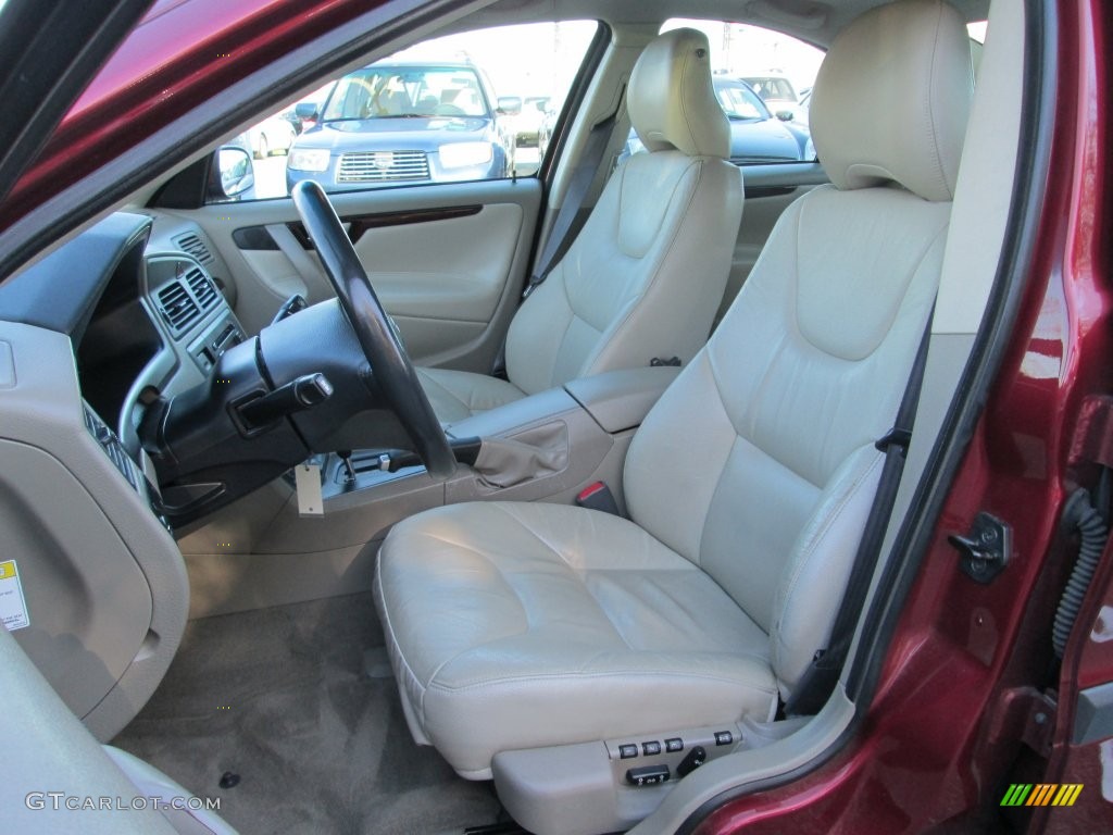 2004 S60 2.5T - Ruby Red Metallic / Taupe/Light Taupe photo #15