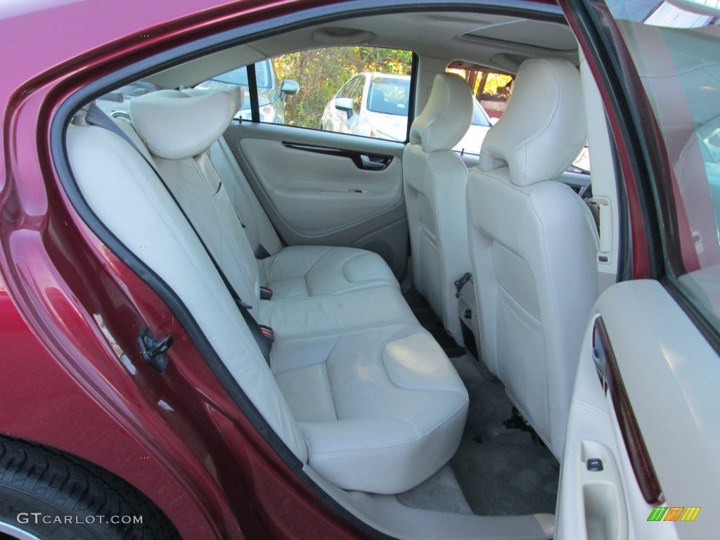 2004 S60 2.5T - Ruby Red Metallic / Taupe/Light Taupe photo #18