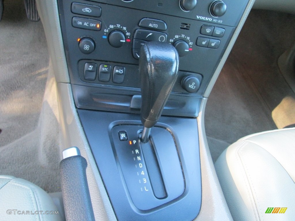 2004 S60 2.5T - Ruby Red Metallic / Taupe/Light Taupe photo #26