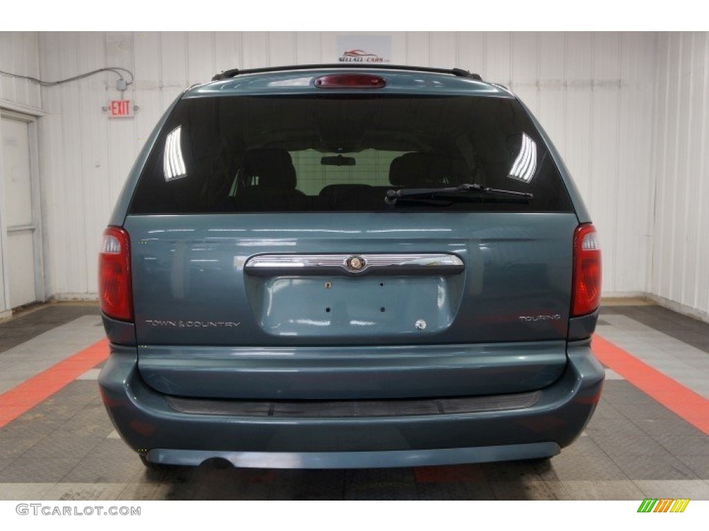 2007 Town & Country Touring - Marine Blue Pearl / Dark Khaki/Light Graystone photo #9