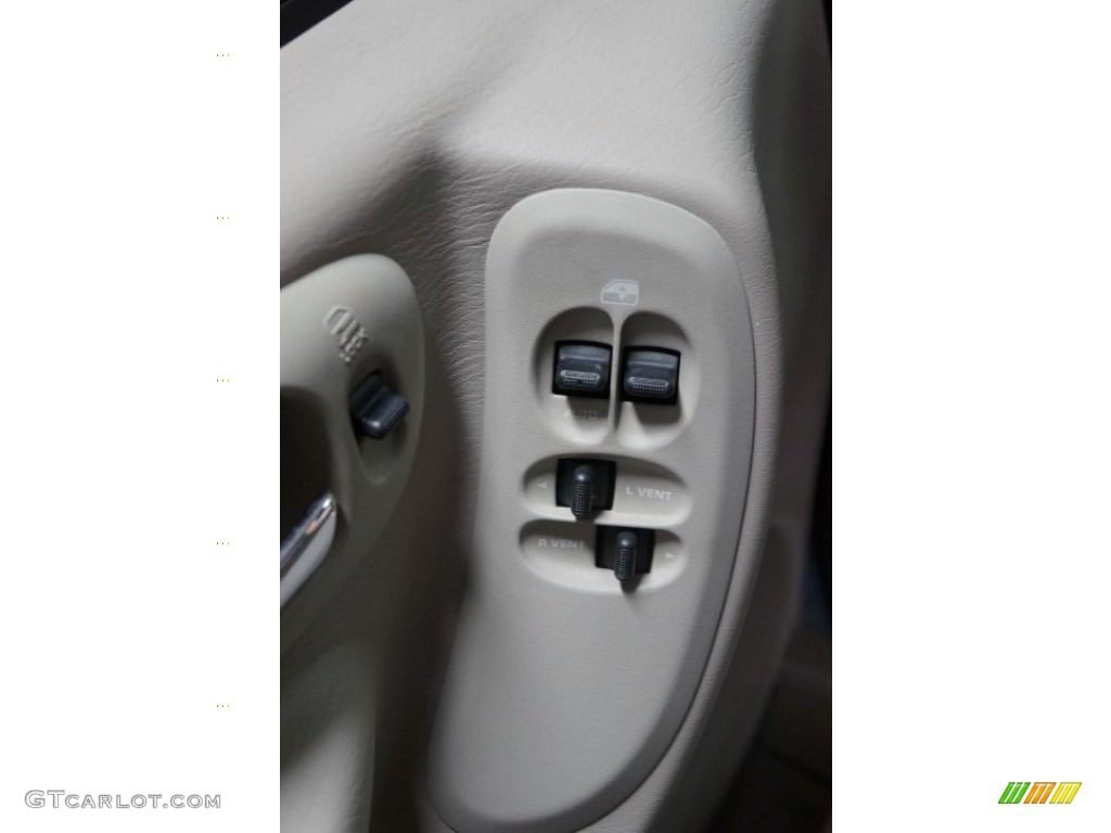 2007 Town & Country Touring - Marine Blue Pearl / Dark Khaki/Light Graystone photo #13