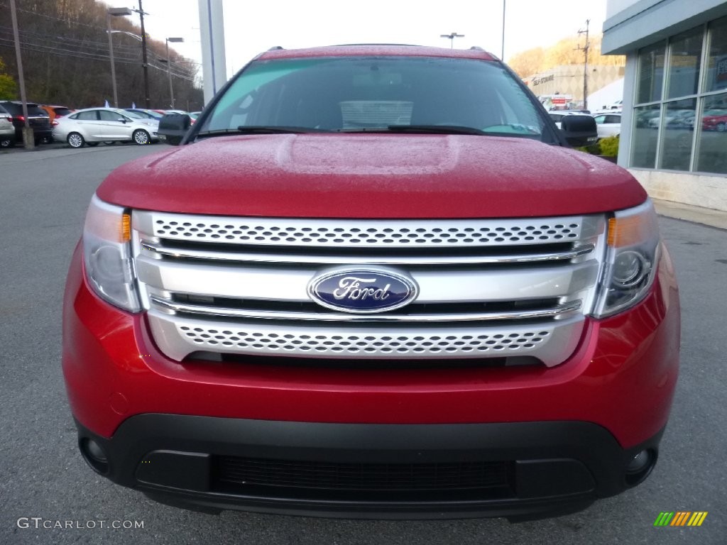 2012 Explorer XLT 4WD - Red Candy Metallic / Charcoal Black photo #3