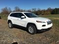 Bright White - Cherokee Latitude 4x4 Photo No. 2