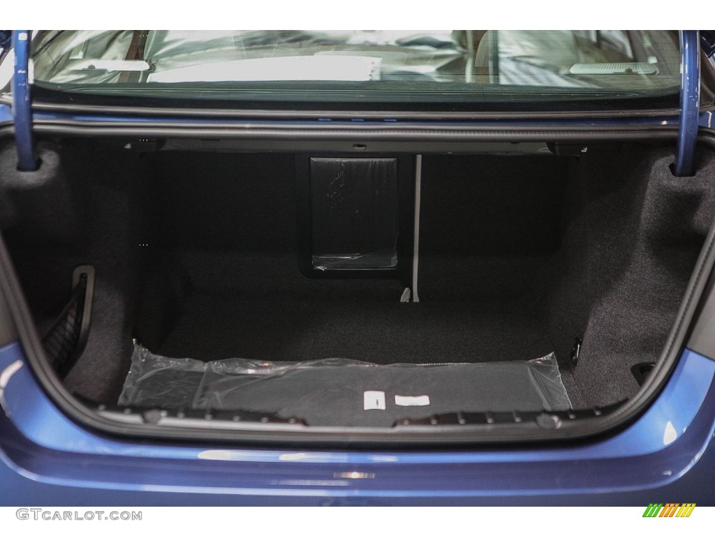 2016 M5 Sedan - Monte Carlo Blue Metallic / Silverstone photo #4