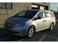 Alabaster Silver Metallic - Odyssey LX Photo No. 7