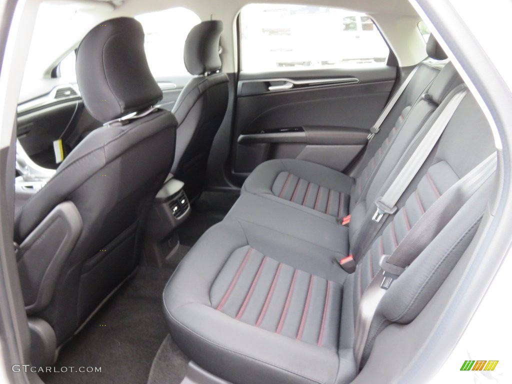 2016 Fusion SE - White Platinum Tri-Coat Metallic / Charcoal Black photo #16