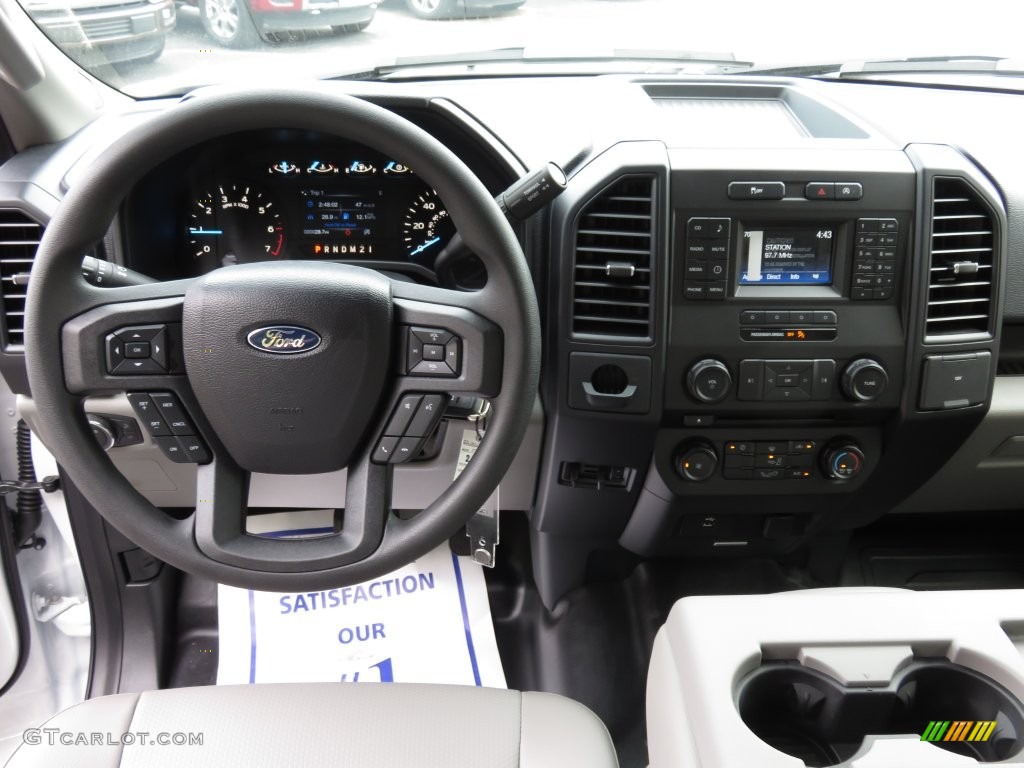 2016 Ford F150 XL SuperCab Medium Earth Gray Dashboard Photo #108763761