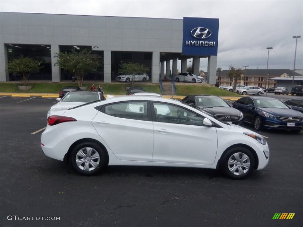 2016 Elantra SE - White / Beige photo #11