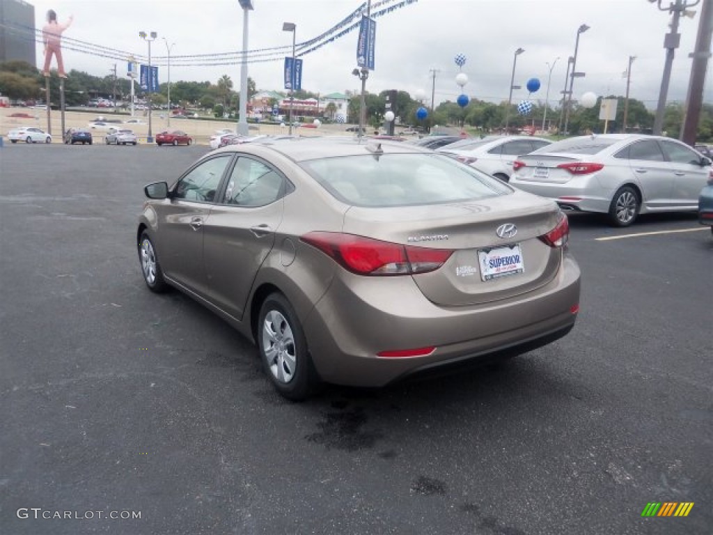 2016 Elantra SE - Desert Bronze / Beige photo #8