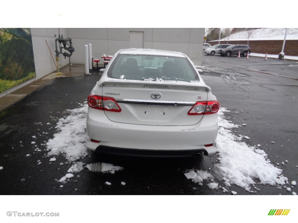 2013 Corolla S - Super White / Dark Charcoal photo #7
