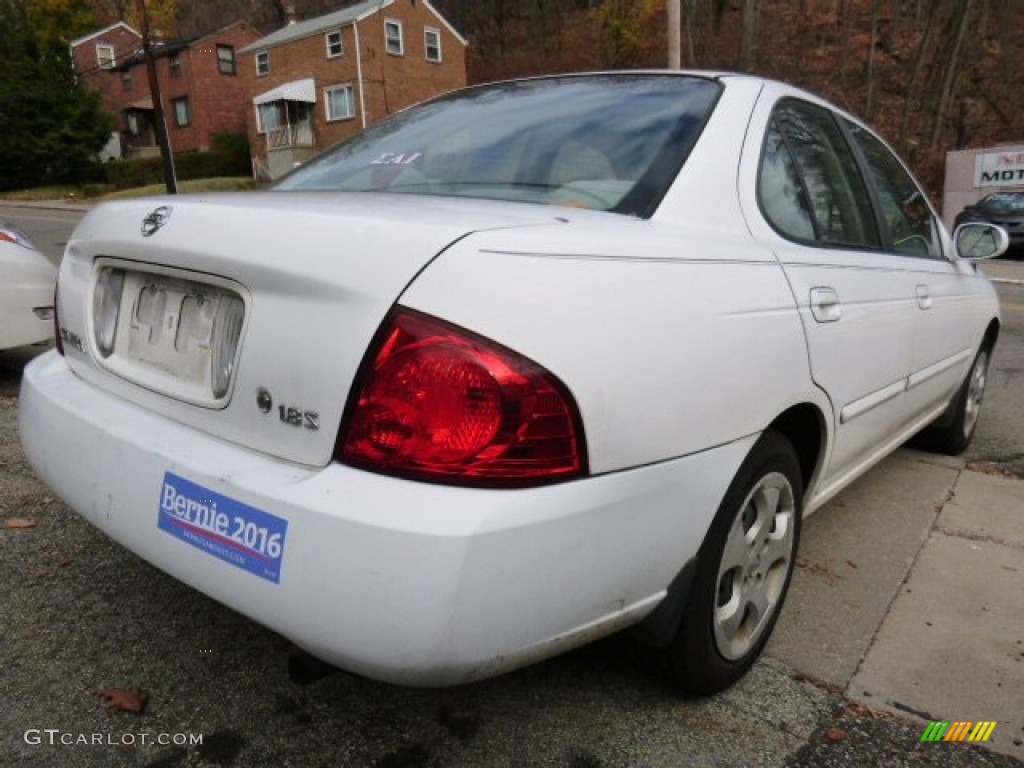 2004 Sentra 1.8 - Cloud White / Taupe photo #2