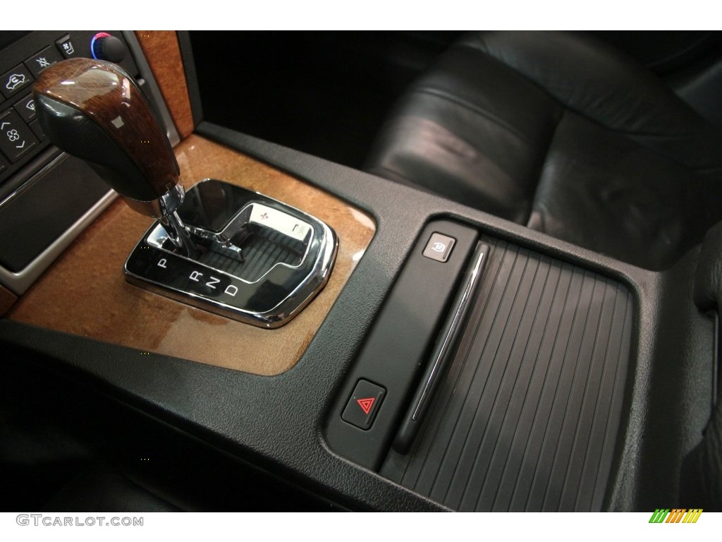 2008 STS V8 - Black Raven / Ebony photo #16