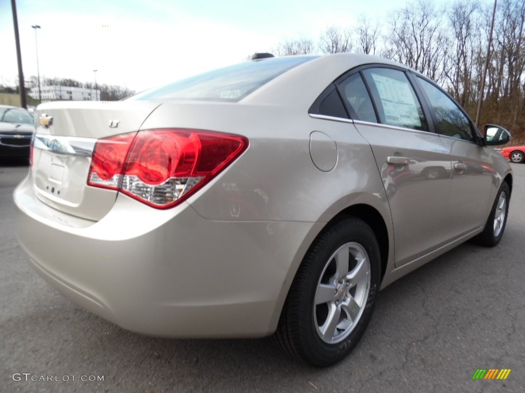 2016 Cruze Limited LT - Champagne Silver Metallic / Jet Black photo #6