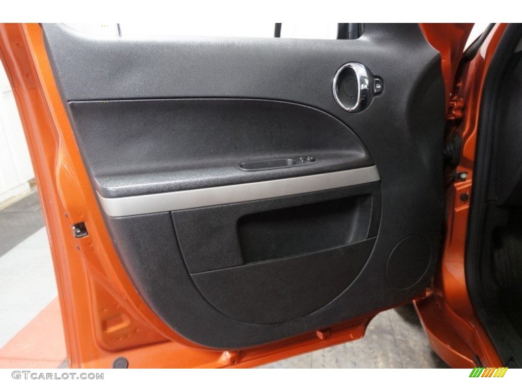 2007 HHR LT - Sunburst Orange II Metallic / Ebony Black photo #12