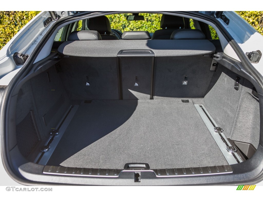 2016 BMW X6 sDrive35i Trunk Photo #108773707