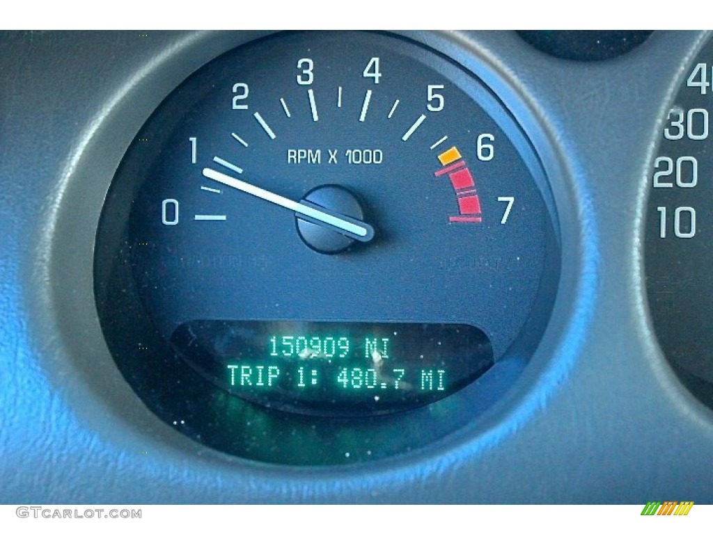 2005 LeSabre Custom - White Opal / Graphite photo #41