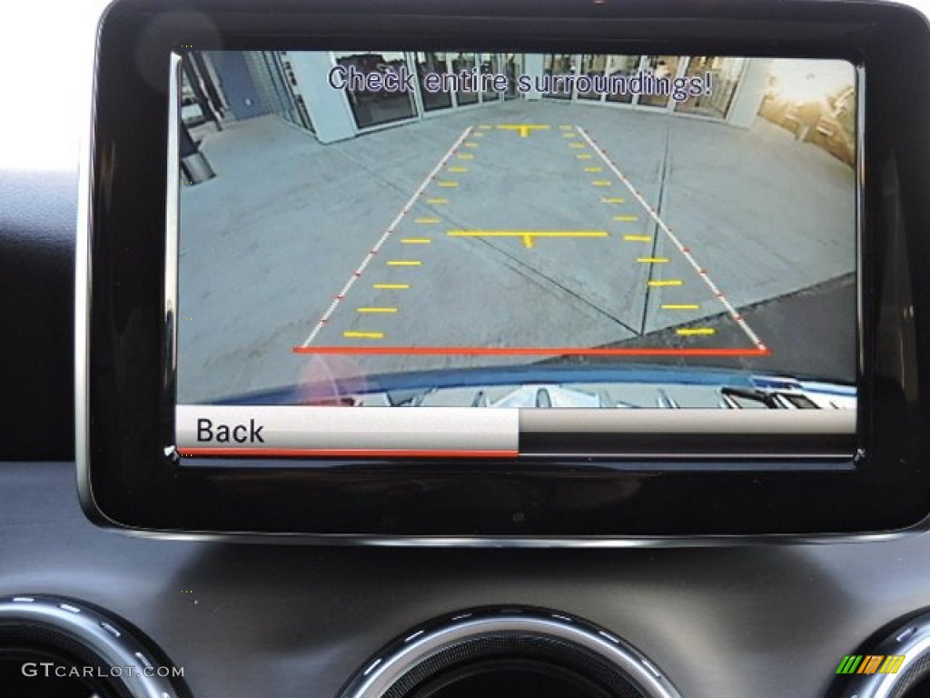 2015 GLA 250 4Matic - South Seas Blue Metallic / Black photo #17