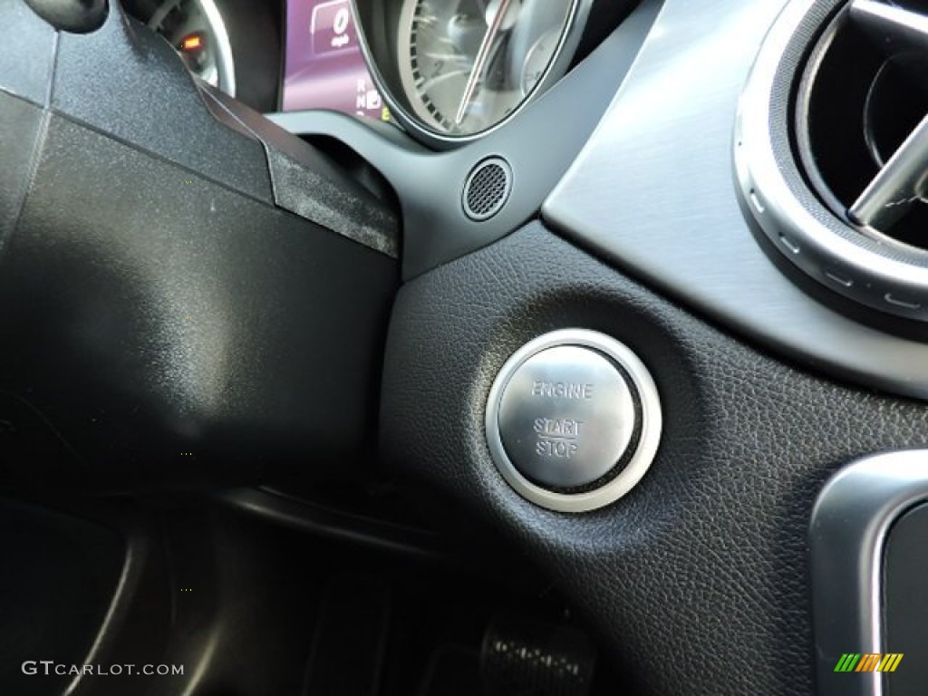 2015 GLA 250 4Matic - South Seas Blue Metallic / Black photo #18
