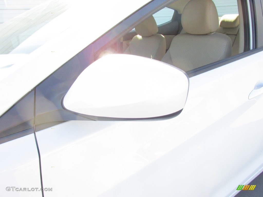 2016 Elantra SE - White / Beige photo #12