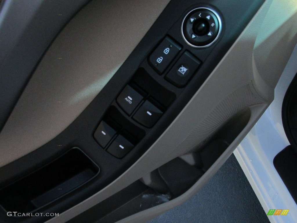 2016 Elantra SE - White / Beige photo #20