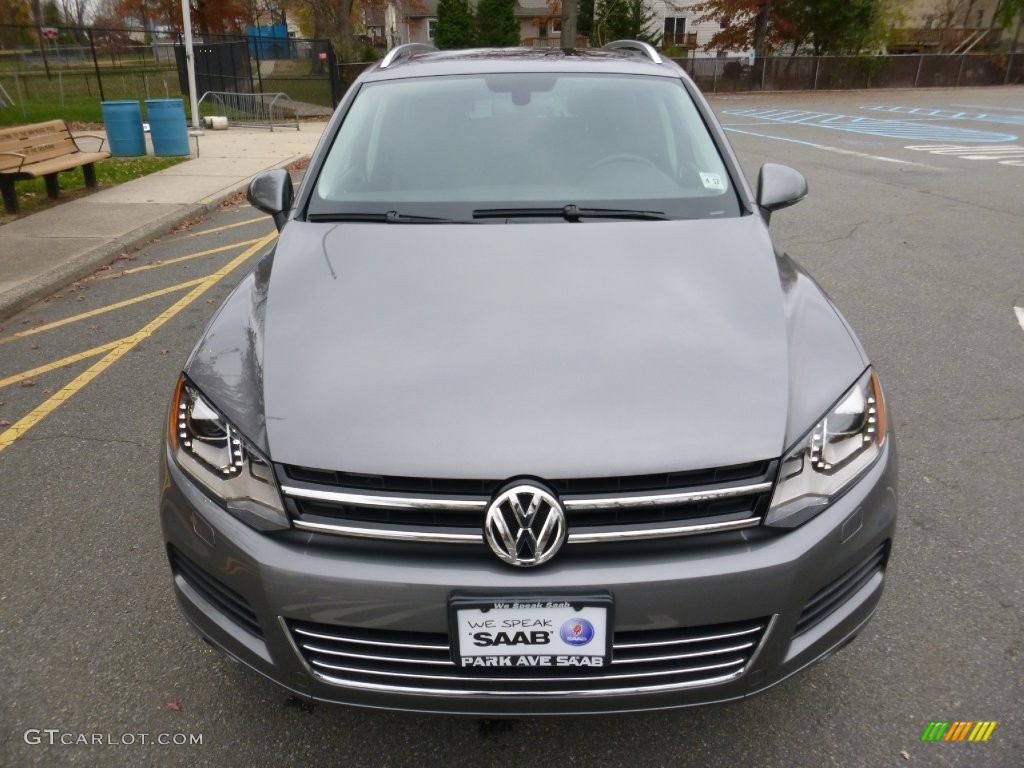 2012 Touareg VR6 FSI Lux 4XMotion - Canyon Gray Metallic / Black Anthracite photo #9