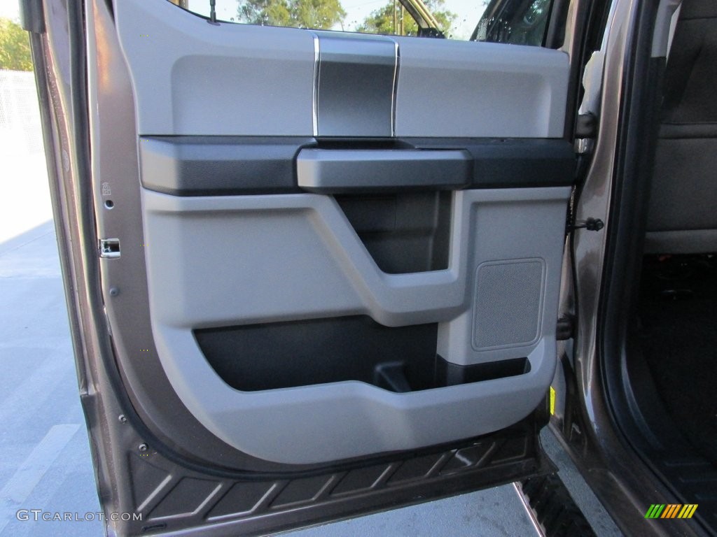 2015 F150 XLT SuperCrew - Caribou Metallic / Medium Earth Gray photo #18