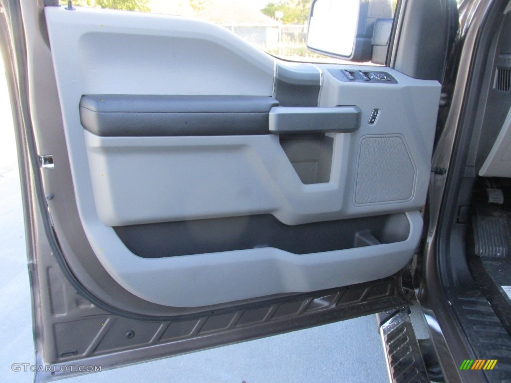 2015 F150 XLT SuperCrew - Caribou Metallic / Medium Earth Gray photo #20