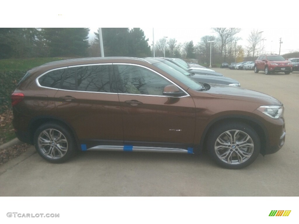 2016 X1 xDrive28i - Chestnut Bronze Metallic / Canberra Beige photo #3