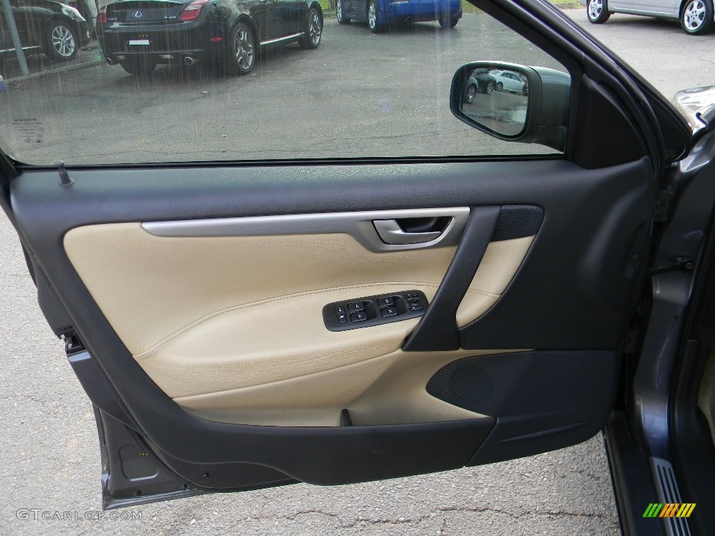 2004 Volvo S60 R AWD Door Panel Photos