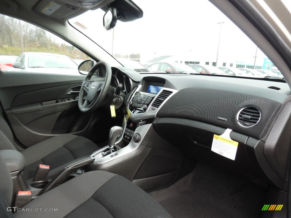 2016 Cruze Limited LT - Champagne Silver Metallic / Jet Black photo #5