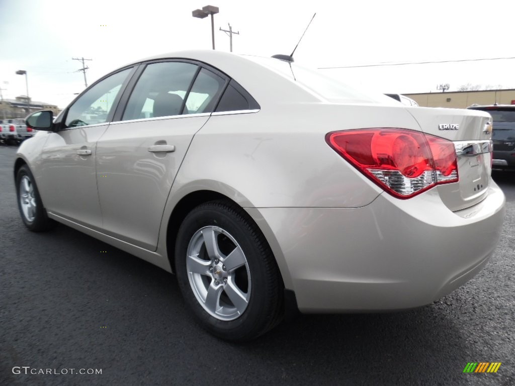 2016 Cruze Limited LT - Champagne Silver Metallic / Jet Black photo #8