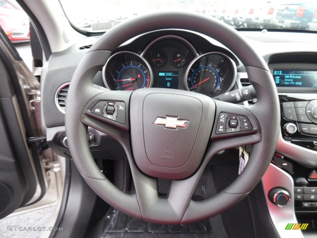 2016 Cruze Limited LT - Champagne Silver Metallic / Jet Black photo #17