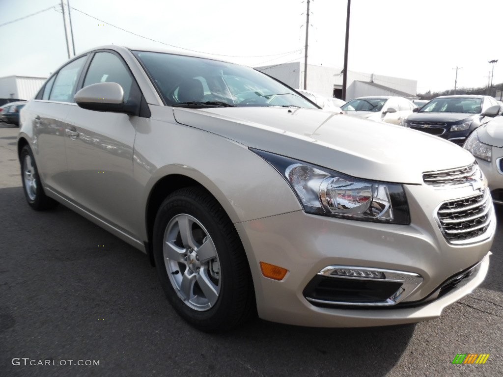 2016 Cruze Limited LT - Champagne Silver Metallic / Jet Black photo #3