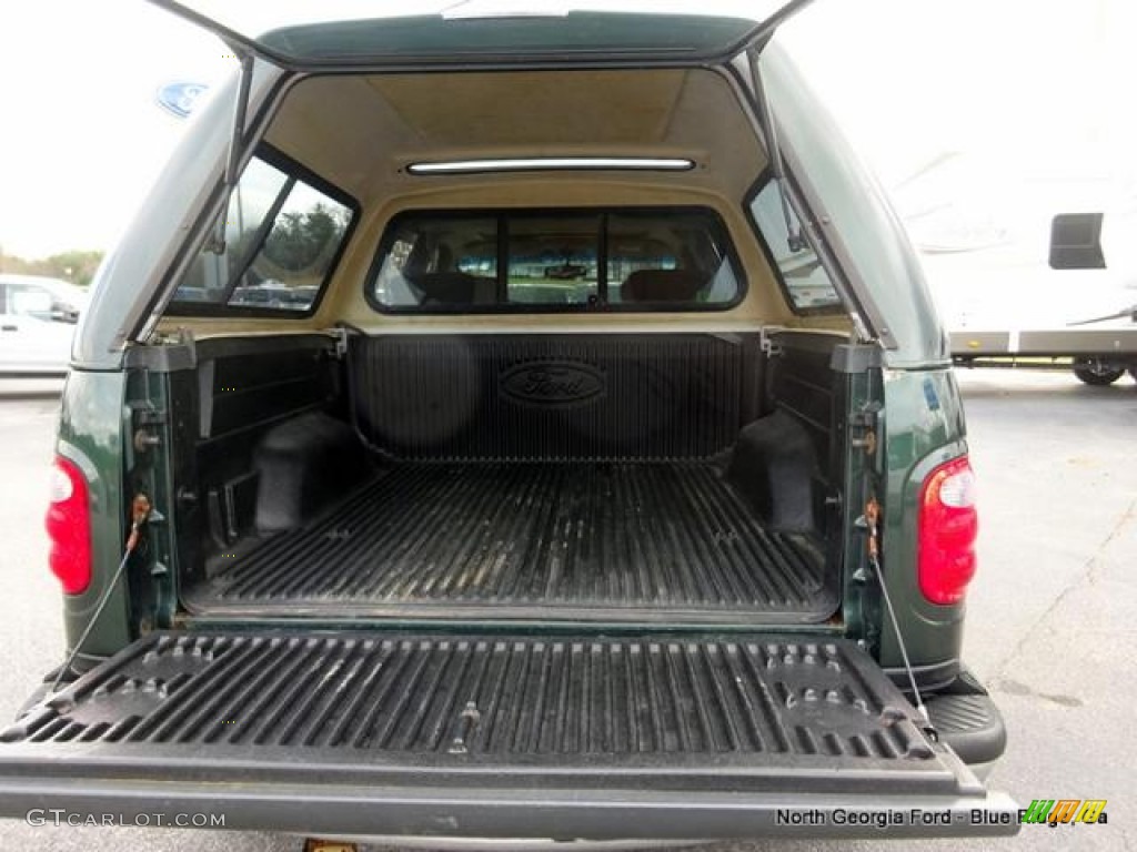 2002 F150 Lariat SuperCrew 4x4 - Dark Highland Green Metallic / Medium Parchment photo #14