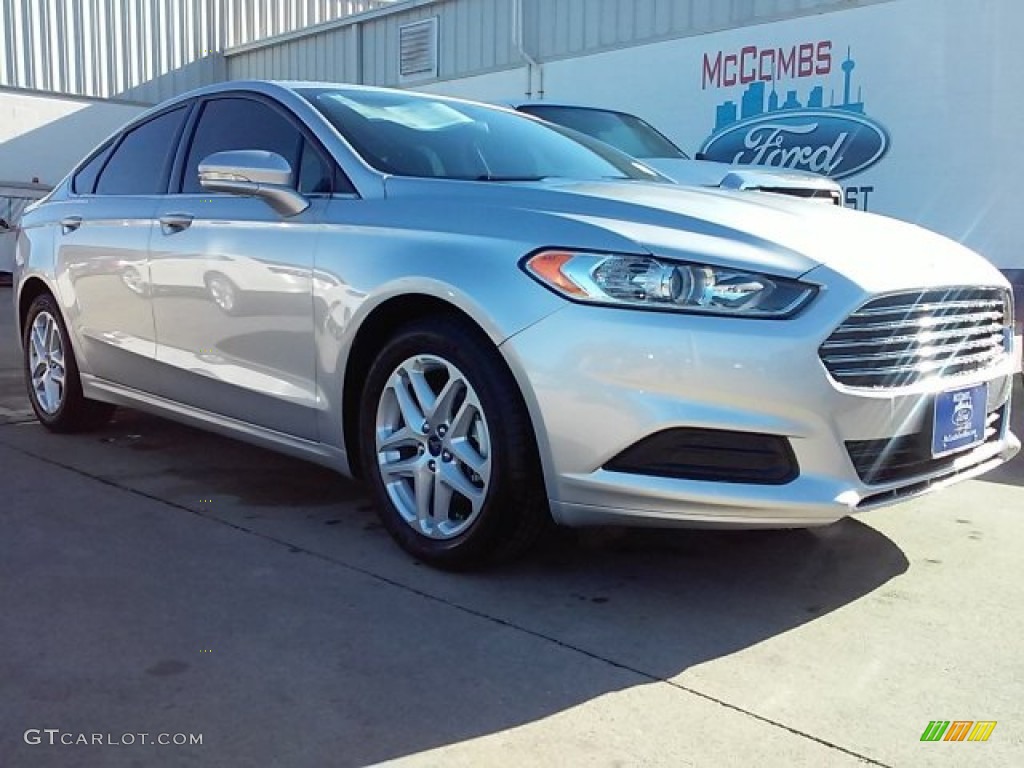 2016 Fusion SE - Ingot Silver Metallic / Charcoal Black photo #1