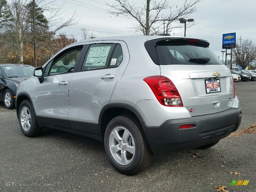 2016 Trax LTZ AWD - Silver Ice Metallic / Jet Black/Light Titanium photo #4
