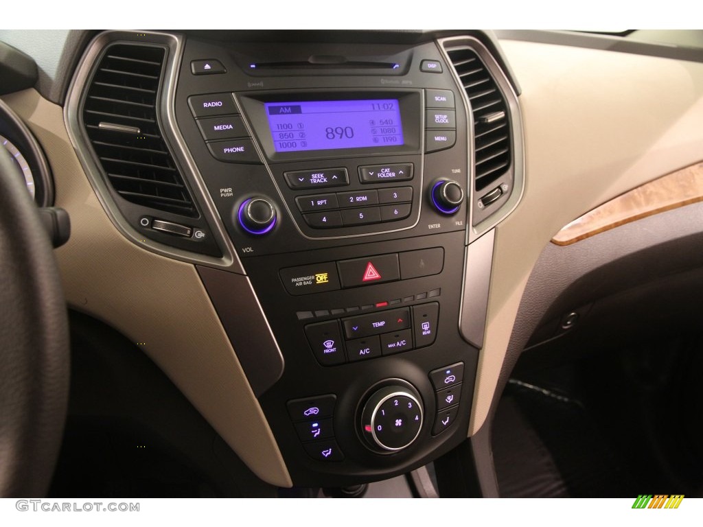 2014 Hyundai Santa Fe Sport FWD Controls Photos