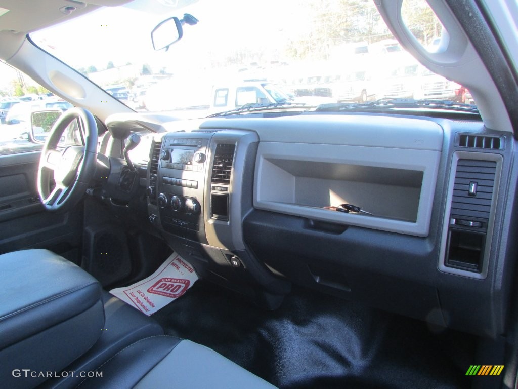 2011 Ram 1500 SLT Quad Cab 4x4 - Bright White / Dark Slate Gray/Medium Graystone photo #21