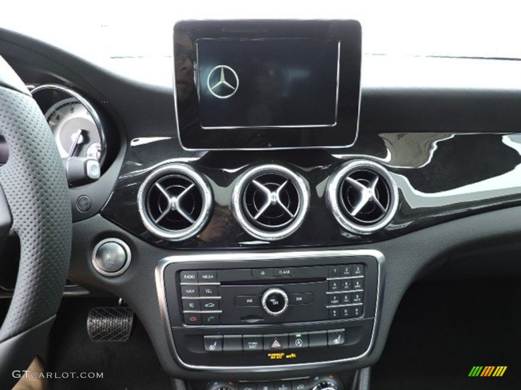 2016 Mercedes-Benz CLA 250 4Matic Controls Photo #108839726