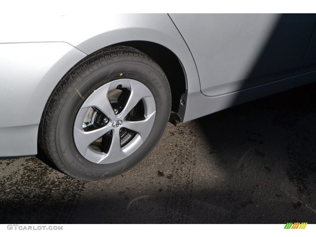 2015 Prius Four Hybrid - Classic Silver Metallic / Dark Gray photo #9
