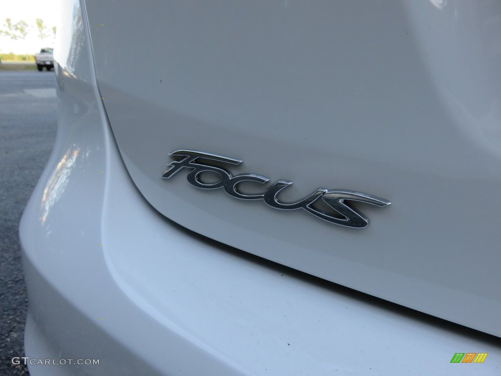 2016 Focus S Sedan - Oxford White / Charcoal Black photo #6
