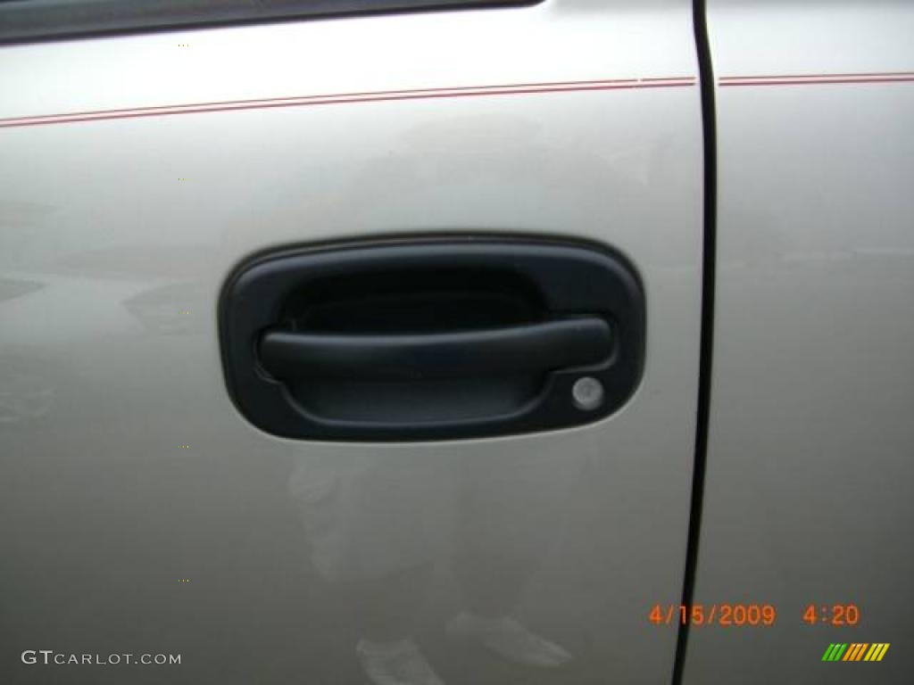 2003 Silverado 1500 LT Extended Cab 4x4 - Light Pewter Metallic / Tan photo #19