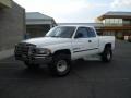 2000 Bright White Dodge Ram 1500 ST Extended Cab 4x4  photo #9