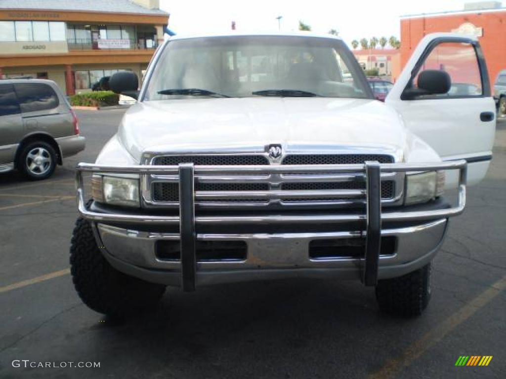 2000 Ram 1500 ST Extended Cab 4x4 - Bright White / Mist Gray photo #23