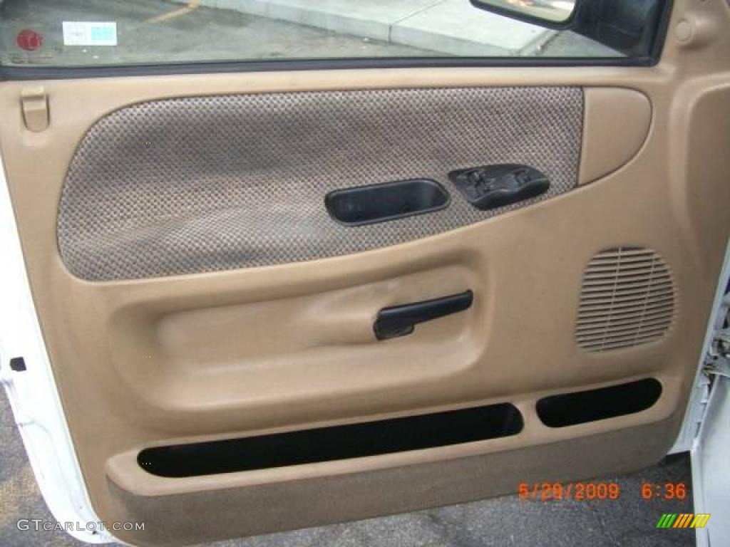 2001 Ram 2500 ST Regular Cab - Bright White / Camel/Tan photo #16